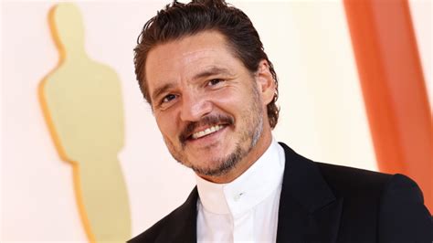 entre homens quente|Pedro Pascal lidera lista dos mais quentes no Grindr em 2024